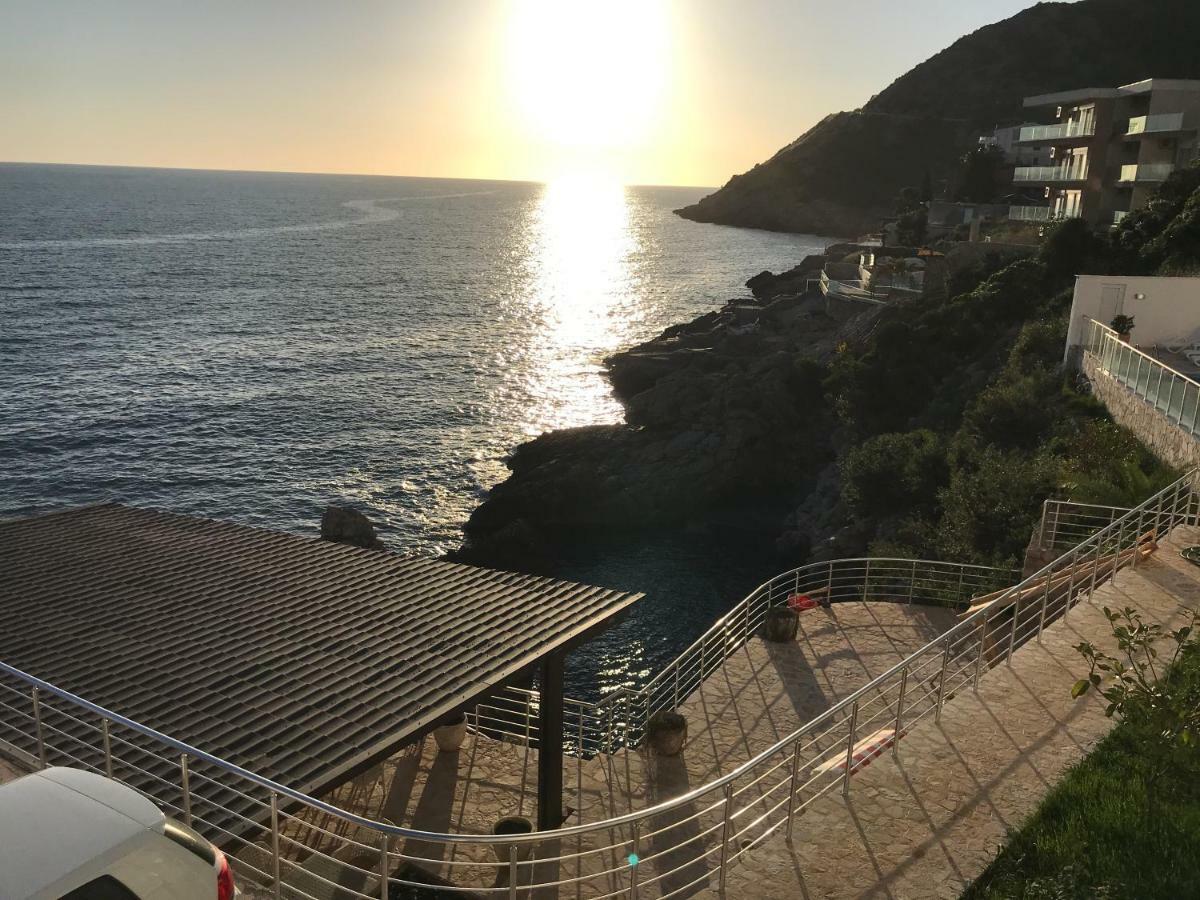 Apartamento First Line Of The Sea 1 Dobra Voda Exterior foto